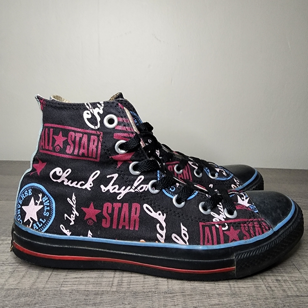 Converse Chuck Taylor All Star multi Logo all over print shoes Women's size 8